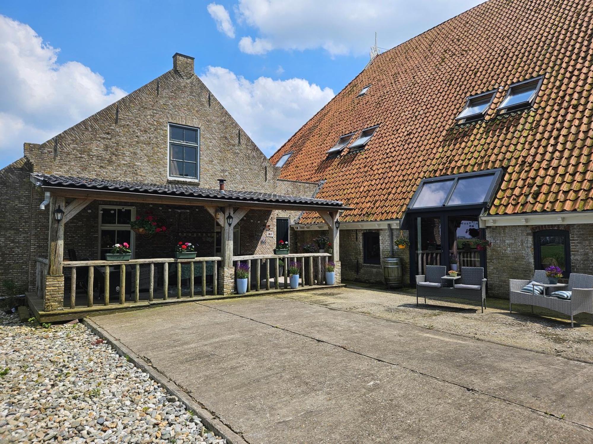 B & B Wijdzicht Wolsum Esterno foto
